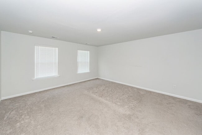 Building Photo - 4 Bedroom, 2.5 Bathroom Home in Carolina Groves - Moncks Corner