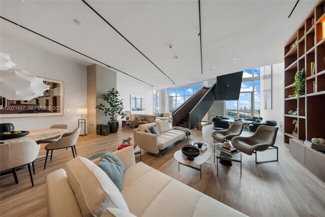 Building Photo - 1400 Biscayne Blvd