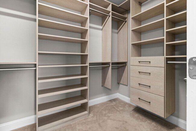 Building Photo - 4 Bedroom in Mimosa Bay with BONUS and BOA...