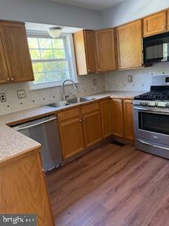 Building Photo - 7219 Pullen Dr