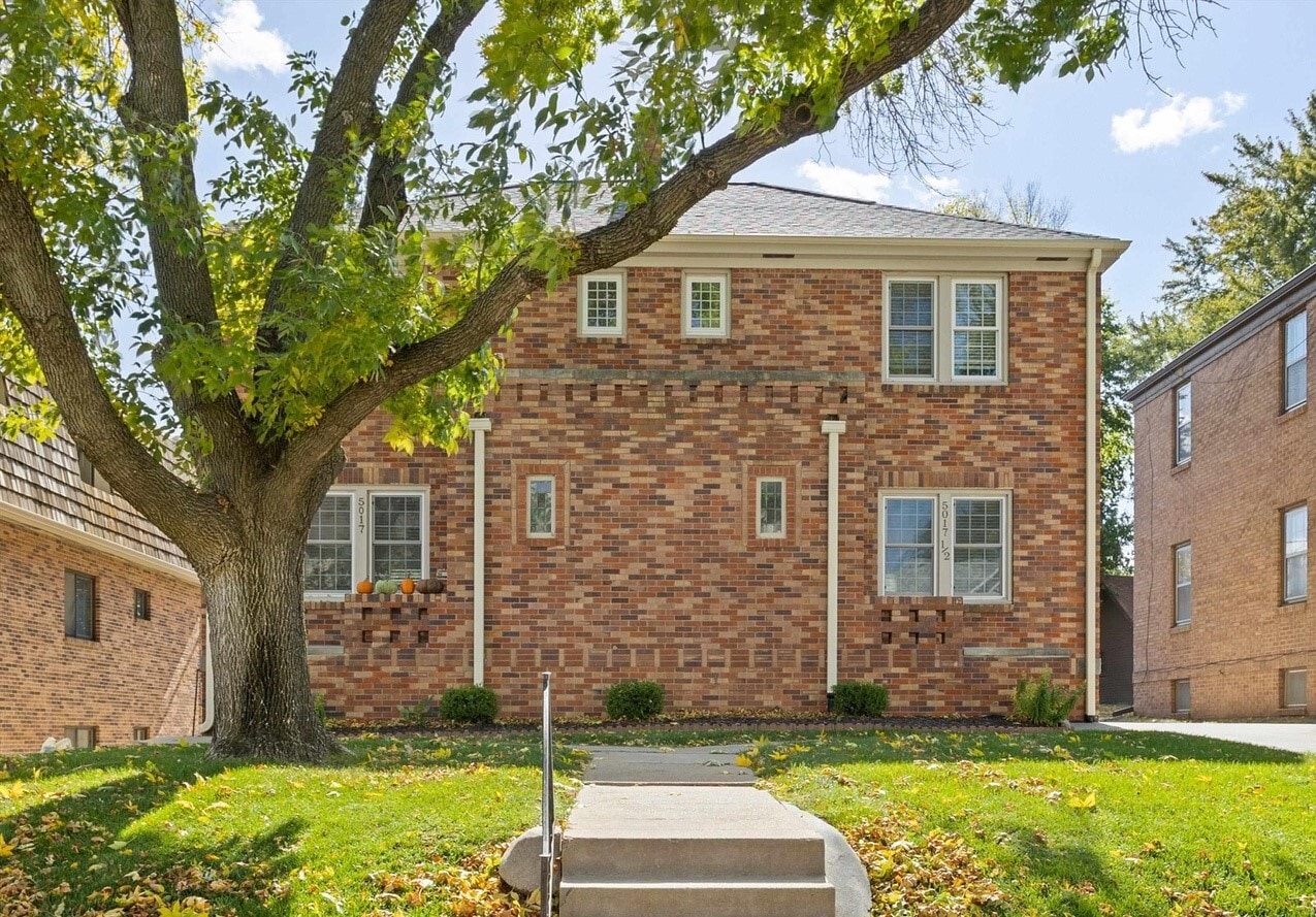 Building Photo - 5017 1/2 California St