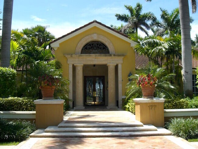 Building Photo - 160 Yacht Club Way