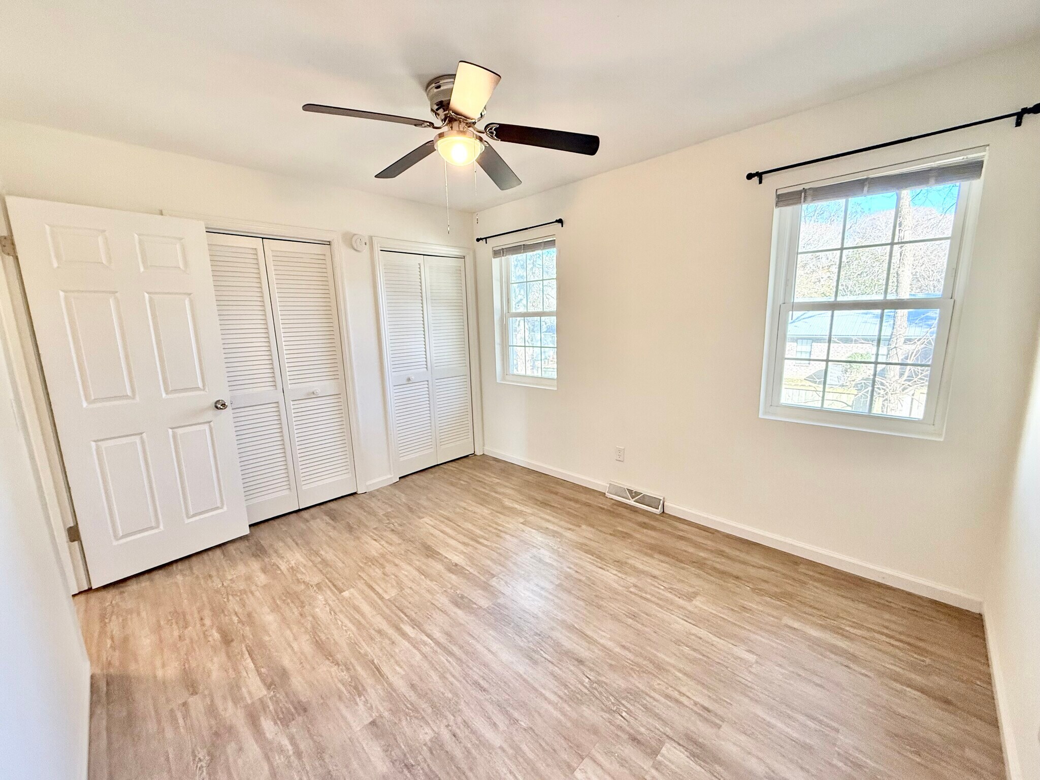 Secondary Bedroom - 2nd Floor Rear - 274 Fleming Rd