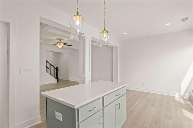 Building Photo - 206 Auburn Valley Wy