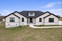 Building Photo - 46 Caden Ln