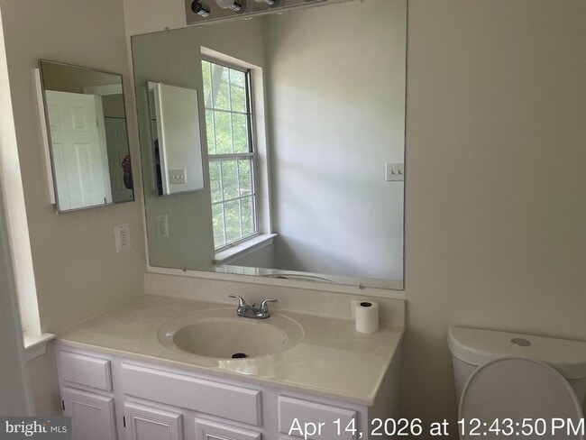 Building Photo - 7220 Mahogany Dr