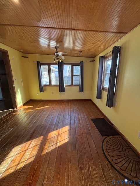 Building Photo - 15902 Gary Ave