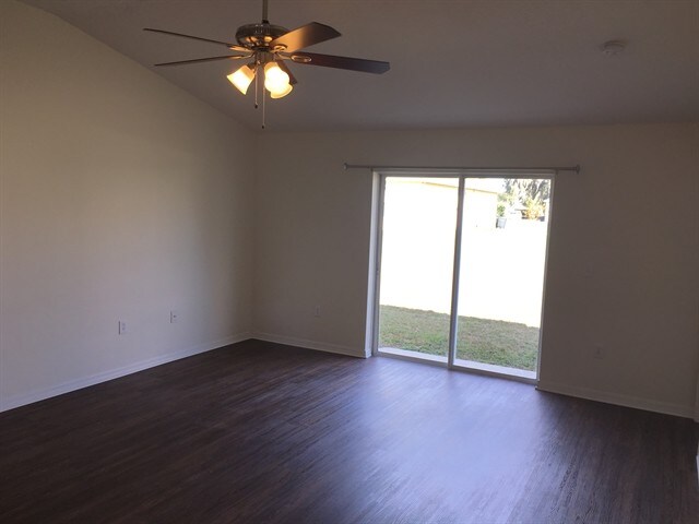 Building Photo - 4306 Reynolds Oaks Pl