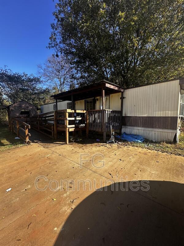 Primary Photo - 1815 Conley Rd