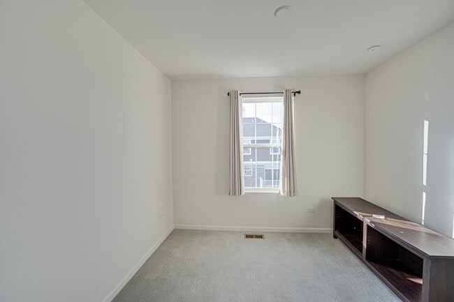 Building Photo - 4449 Monroe Ct