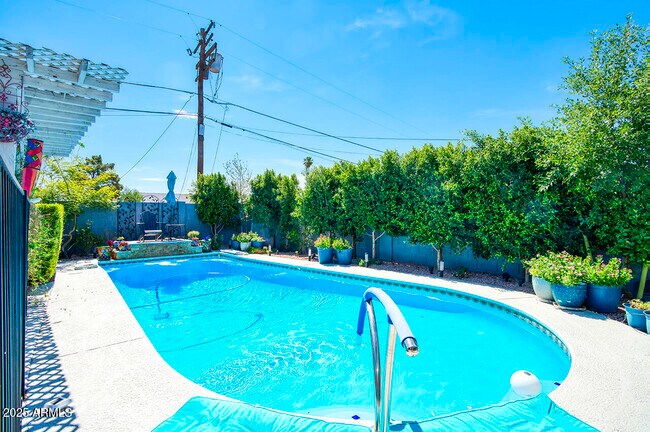 Building Photo - 1817 N 21st St