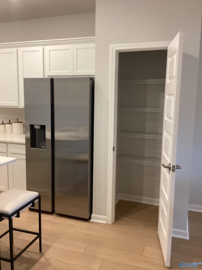 Building Photo - 231 Paca Ln