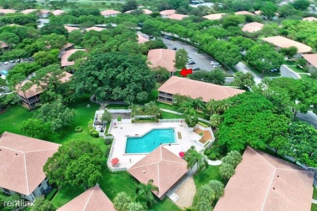 Primary Photo - 117 Bracken Wood Rd