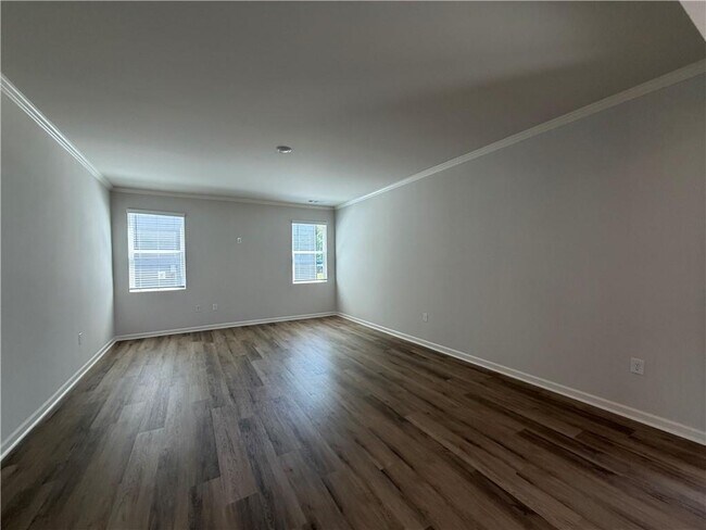 Building Photo - 178 King Vlg