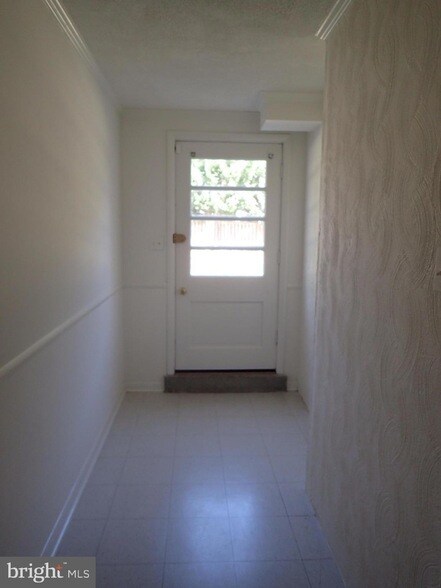 Building Photo - 7515 Granada Dr