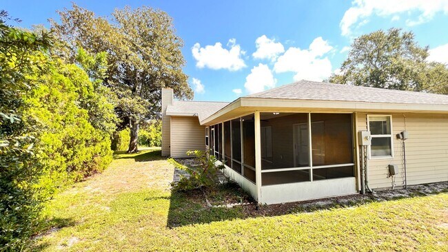 Building Photo - 23 Winding Woods Trail