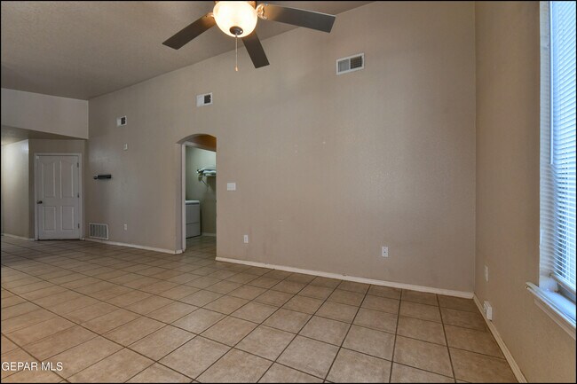 Building Photo - 7351 Burntside Ln