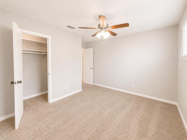 Building Photo - 930 Lindy Ct