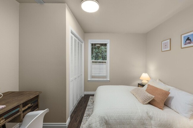Building Photo - Updated Northgate Home with Modern Comfort, Privacy, and Great Walkability
