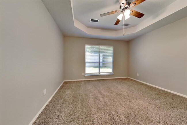 Building Photo - 1714 Sterling Village Dr