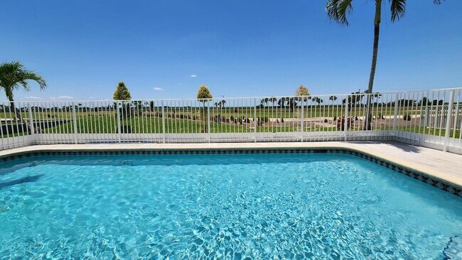 Building Photo - 1851 Corsica Dr