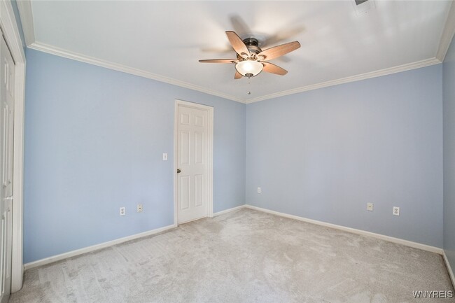 Building Photo - 2775 N Forest Rd