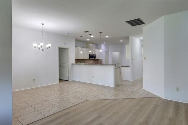 Building Photo - 432 Hideaway Rd