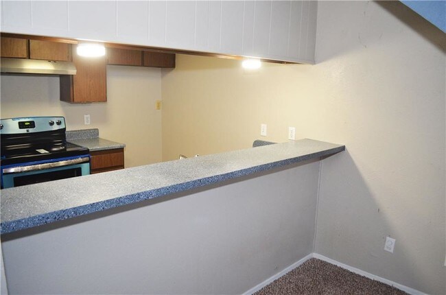 Building Photo - 4634 Country Creek Dr