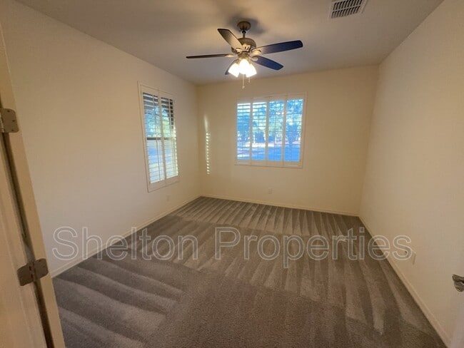 Building Photo - 20654 W Alsap Rd