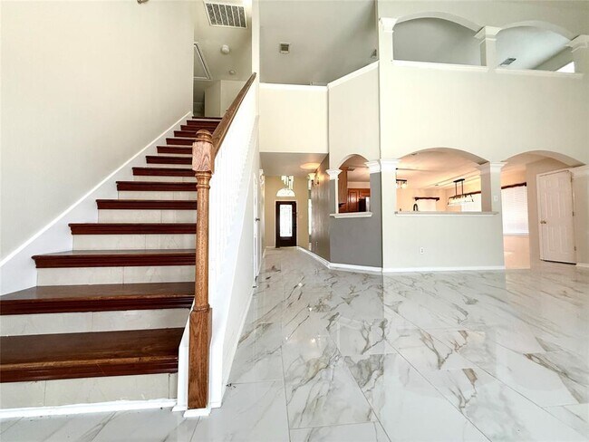Building Photo - 11911 Timpnogos Dr