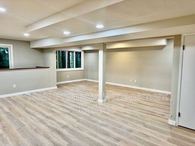 Building Photo - 4229 155th Pl SE