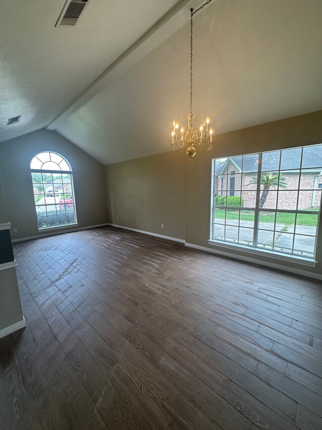 Building Photo - 3645 Innisbrook Dr