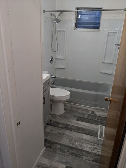 Building Photo - 2319 Cherry Hills Dr