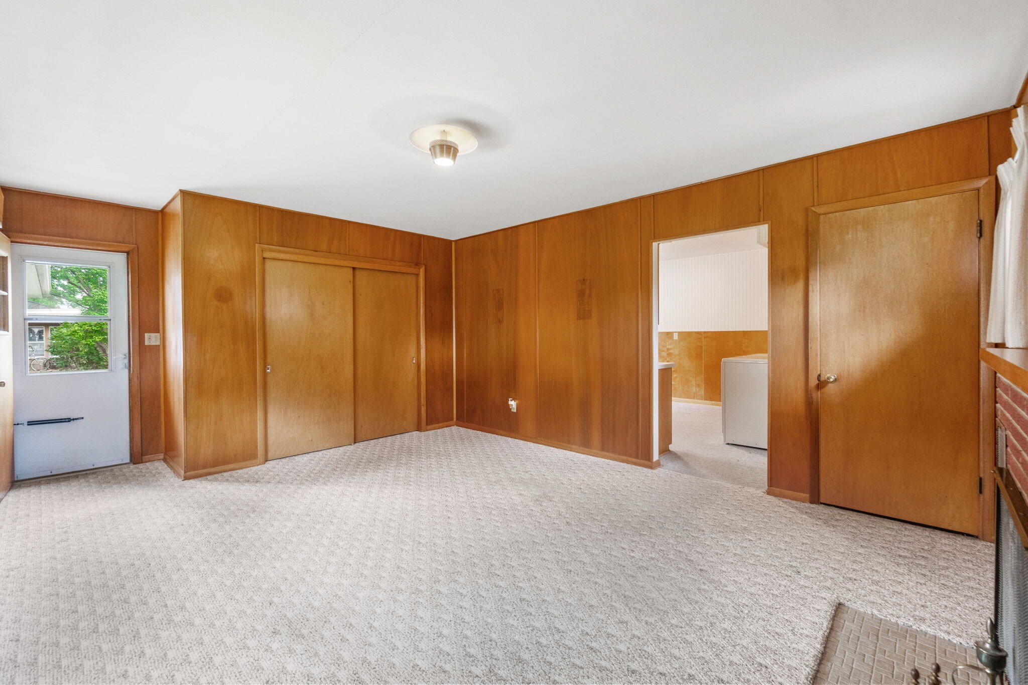 Building Photo - 1238 S Hill Dr