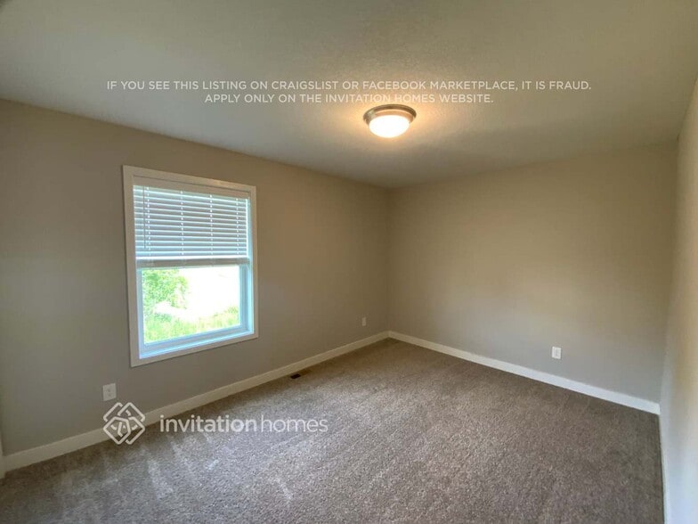Building Photo - 1286 Upper 143rd Ct E