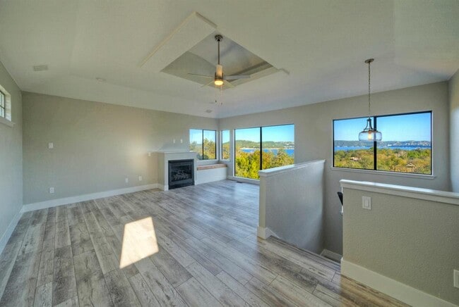 Building Photo - 15501 Rock Creek