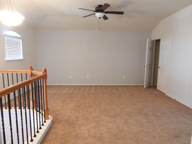 Building Photo - 1310 Stonewall Ridge