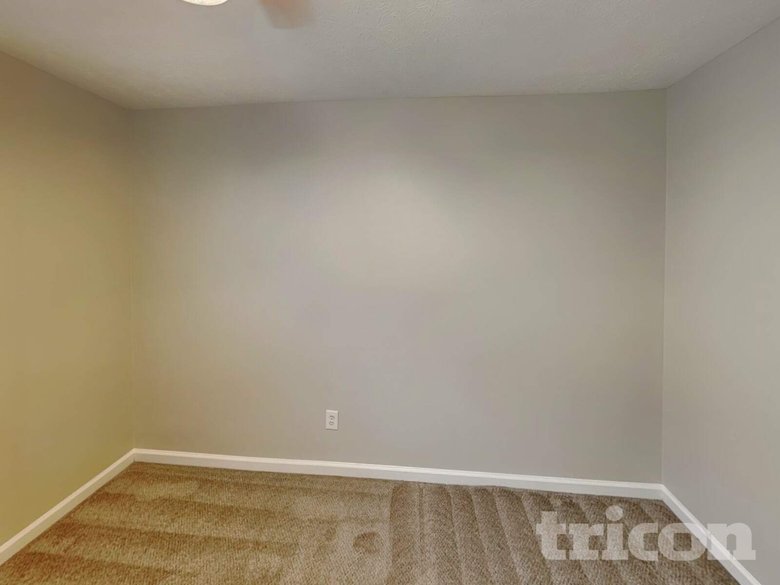 Building Photo - 580 River Walk
