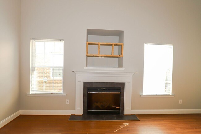 Building Photo - 4453 Galway Dr
