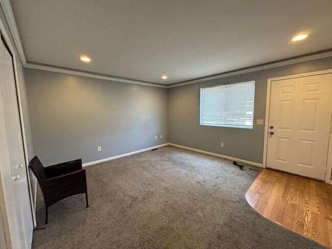 Building Photo - 8716 Timken Ave