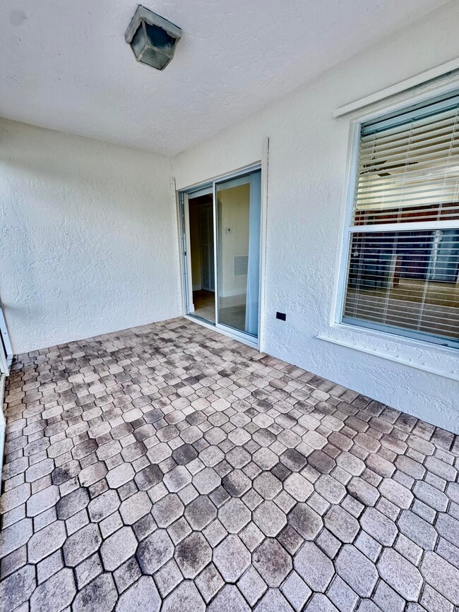 Building Photo - 54 Egret Way