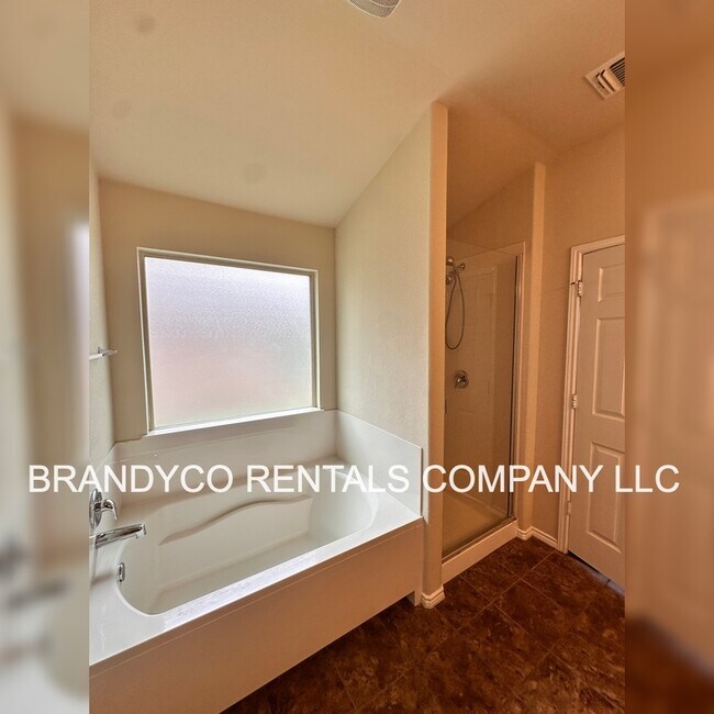 Building Photo - 6301 Katy Creek Ln