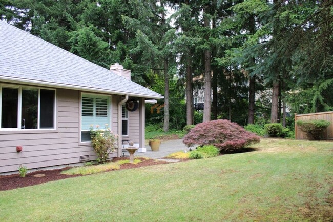 Building Photo - Spacious 3-Bedroom Home in the Gated Bridge Estate Community