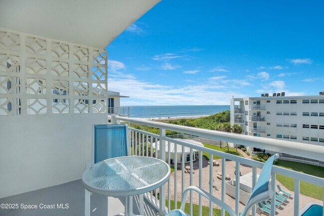 Building Photo - 4000 Ocean Beach Blvd
