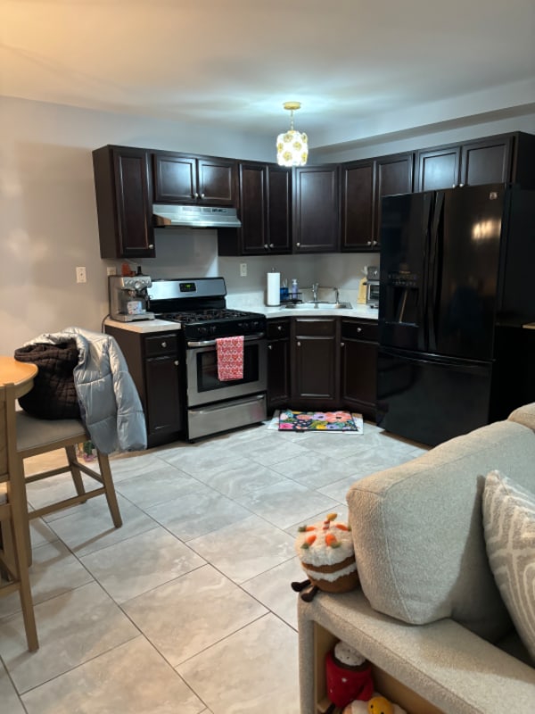 Building Photo - 165 El Camino Loop