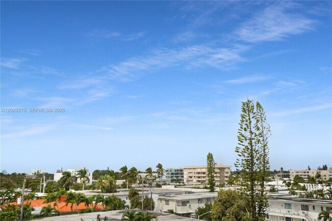 Building Photo - 8233 Harding Ave