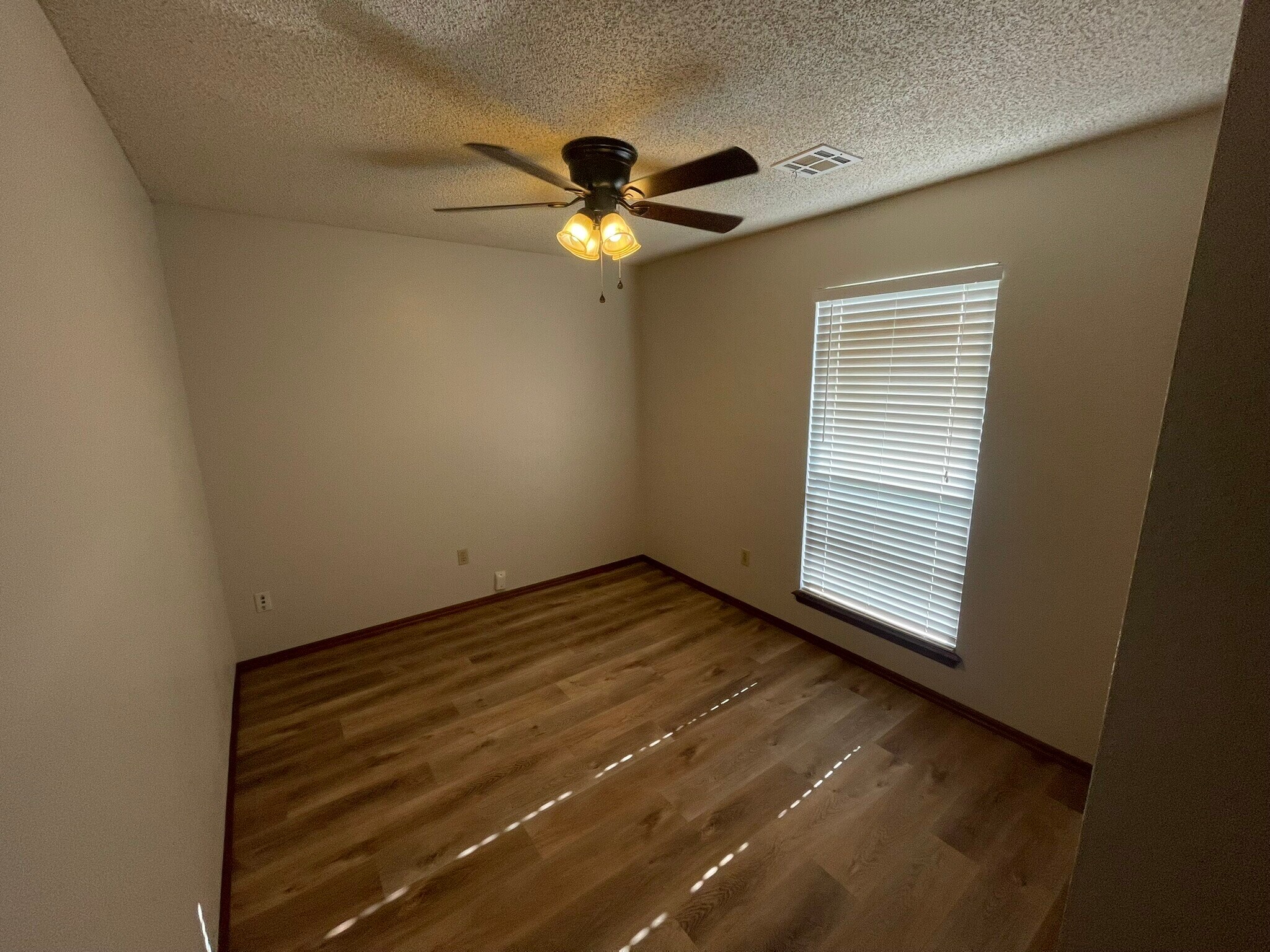 Guest Bedroom 1 - 505 Ramsey St