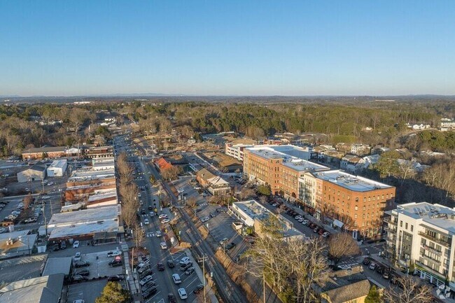 Building Photo - 709 Bedford Ct