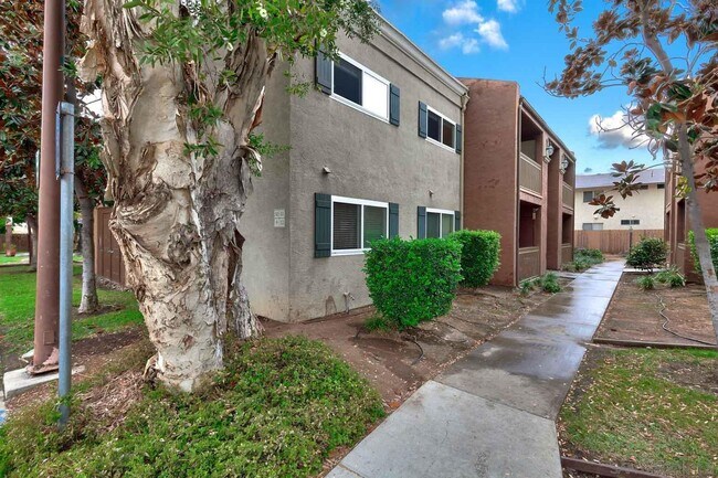 Building Photo - 550 Graves Ave