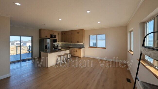 Building Photo - 408 RIGDON St